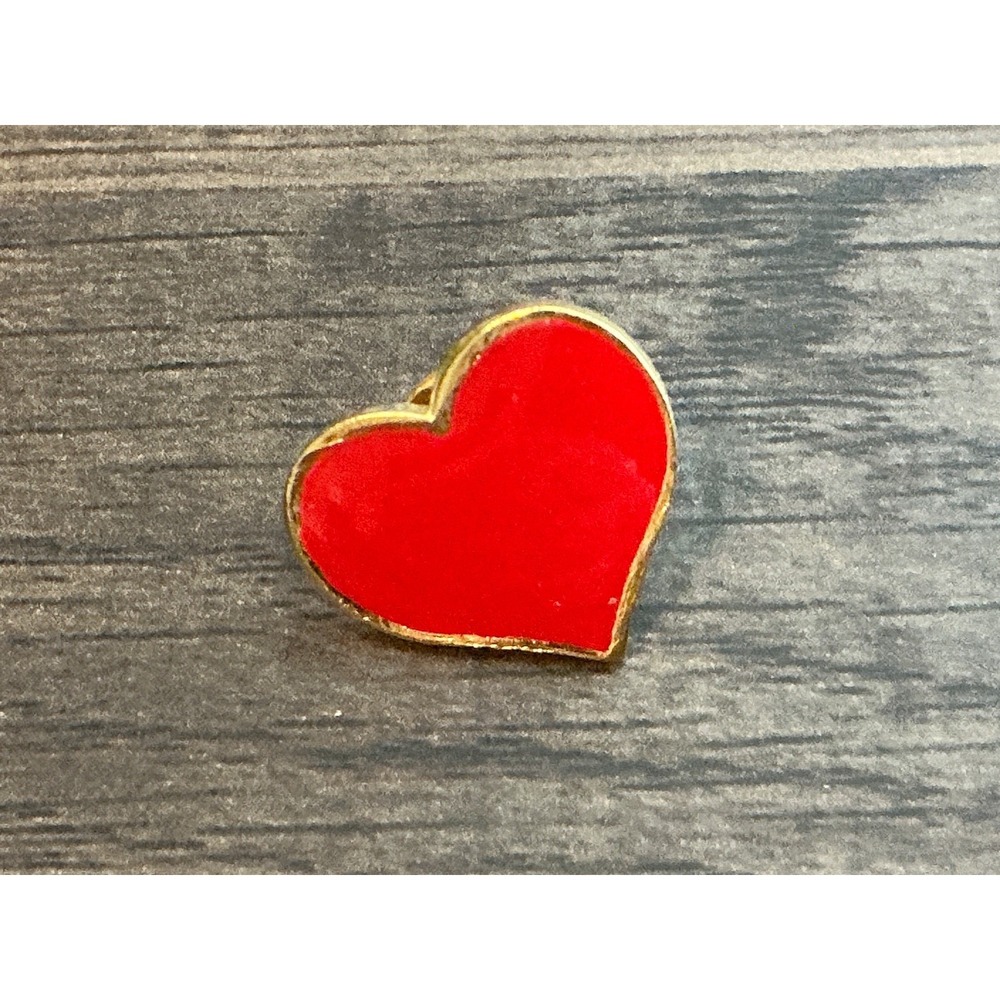 Hallmark Heart Pin Unisex OS Red Good Vintage 80s Signed 3/4"